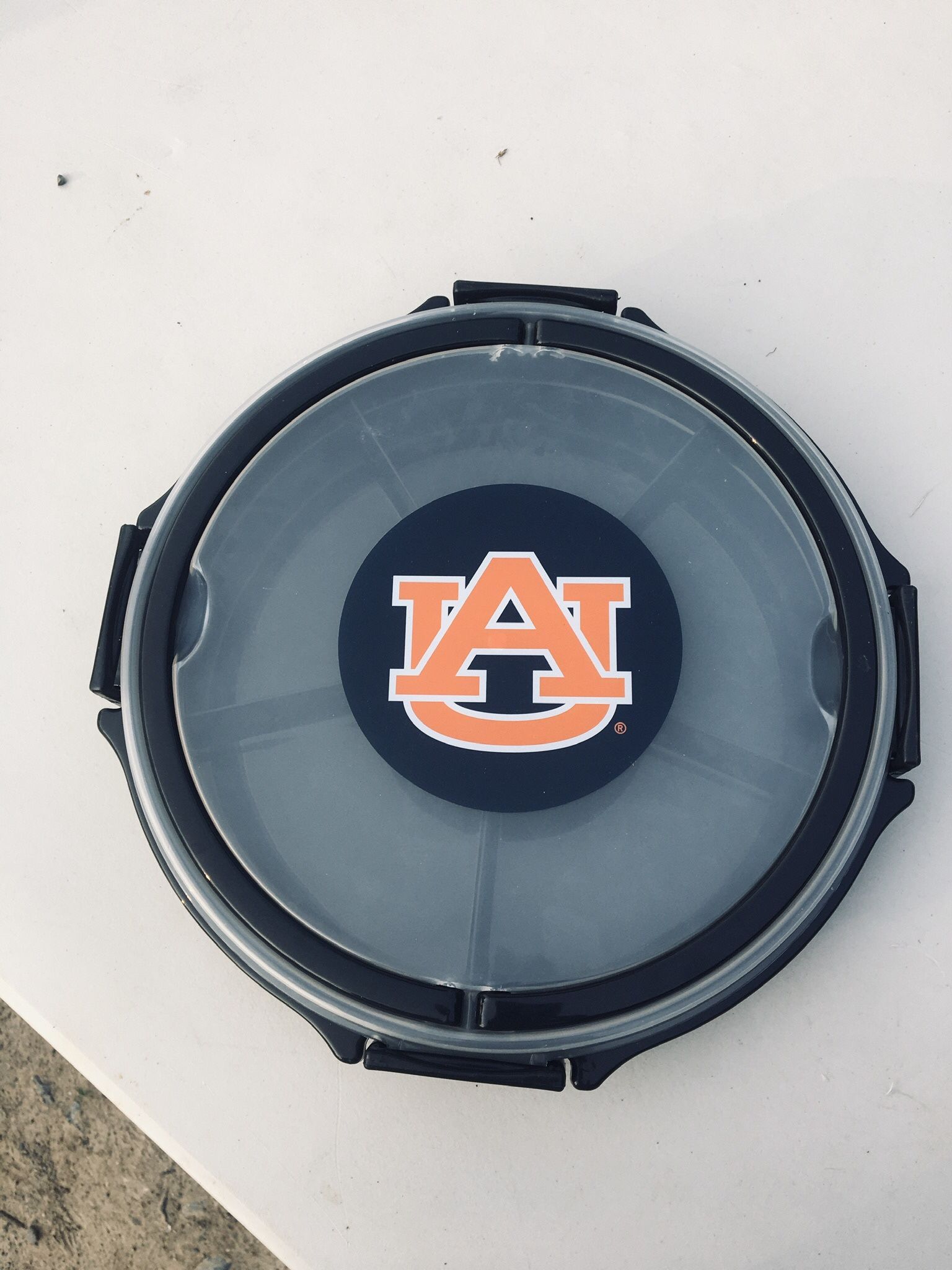 UA Covered Dip And Serve Container