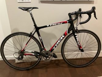 carbon fiber trek madone road bike 56cm
