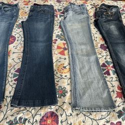 4 Pairs Of women’s Size 11/12 Jeans!!! (New)