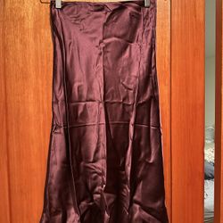 Brand New Quince Silk Skirt – Wine Tasting Red – XS