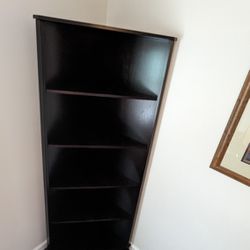 Corner shelf - $30