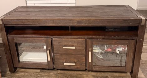Tv stand