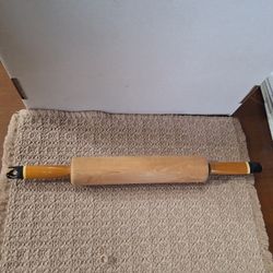 VINTAGE WOODEN ROLLING PIN  - PAINTED HANDLES