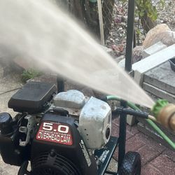 Honda Pressure Washer Pressure Cleaner Power Washer Power Cleaner  2700 Psi/2.3 Gpm Works Excellent For Your Small Business 
