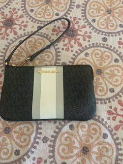 Michael Kors large zip wristlet