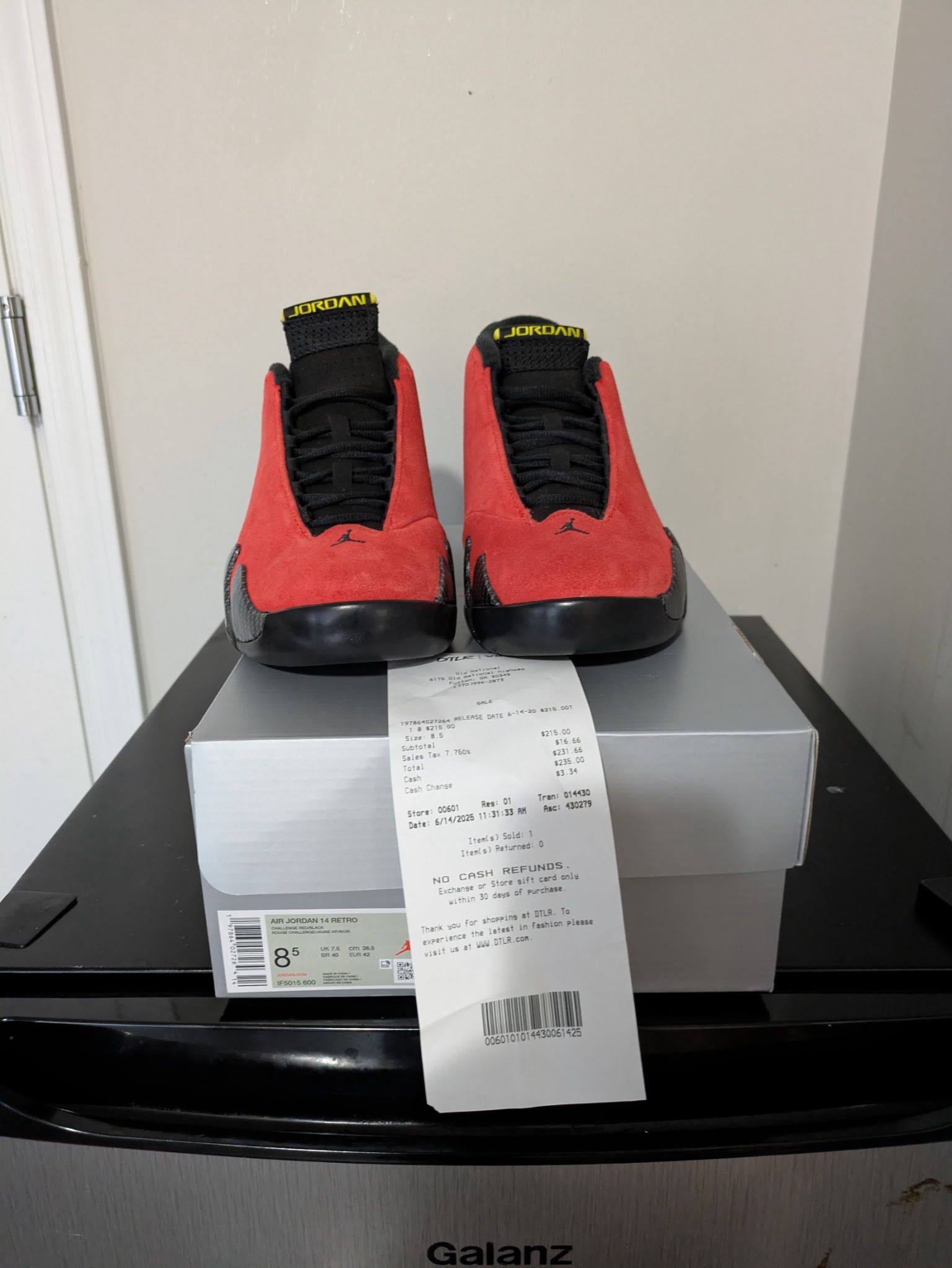 Jordan Retro 14 Ferrari