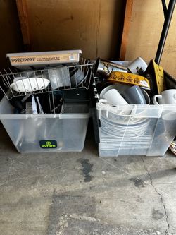 Lot of Kitchenware, Utensils, Plates, Cups, Dishes perfect for college students or BNB hosts
