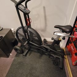 Fan Bike  Titan Fitness
