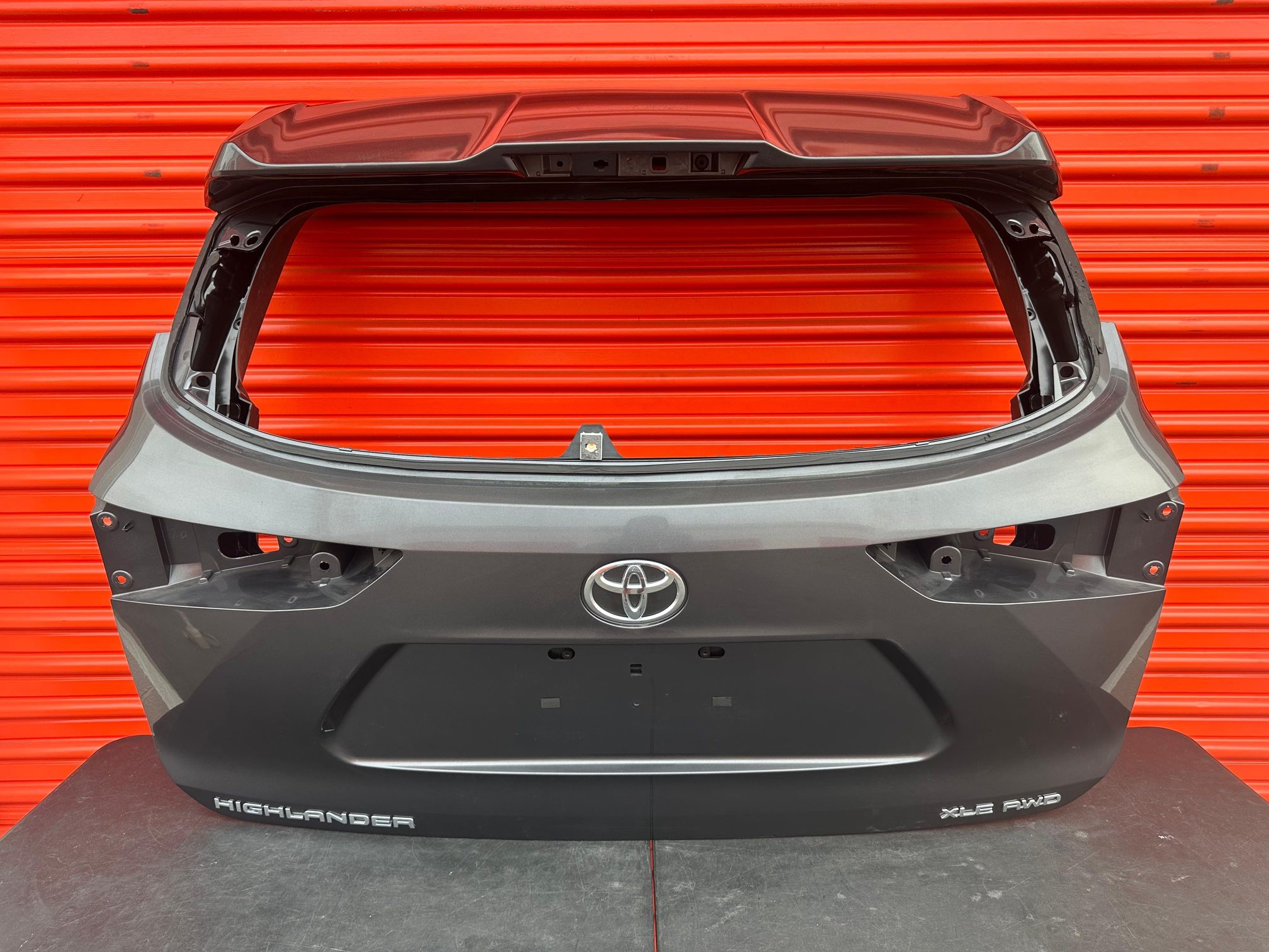 2021-2024 TOYOTA HIGHLANDER XLE SE XSE LIMITED TAILGATE LIFT GATE SHELL OEM