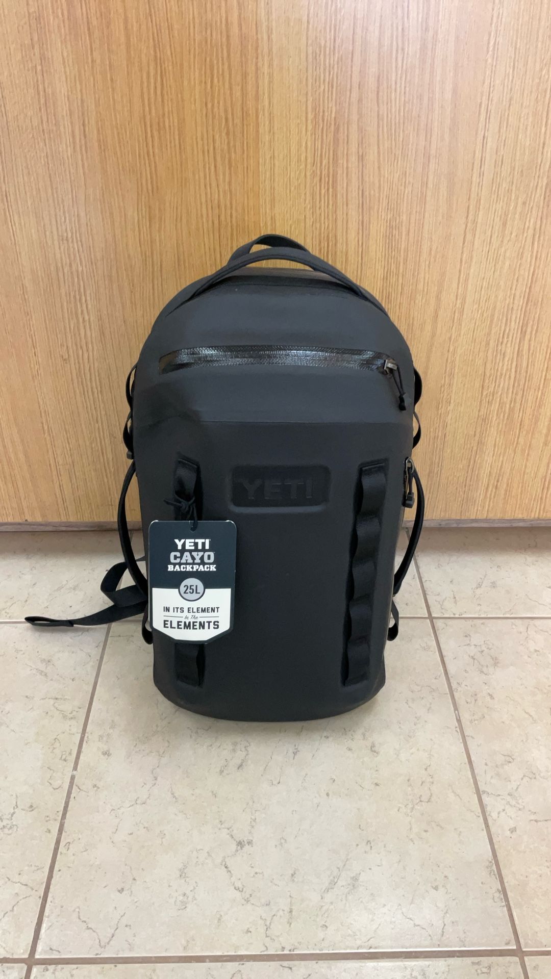 YETI CAYO BACKPACK 25L BLACK.