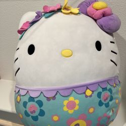 Hello Kitty Squishmallow