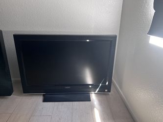 32 Inch Vizio TV