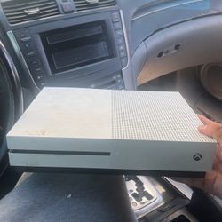 Xbox One S