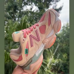 New Balance 9060  Women’s Size 7.5