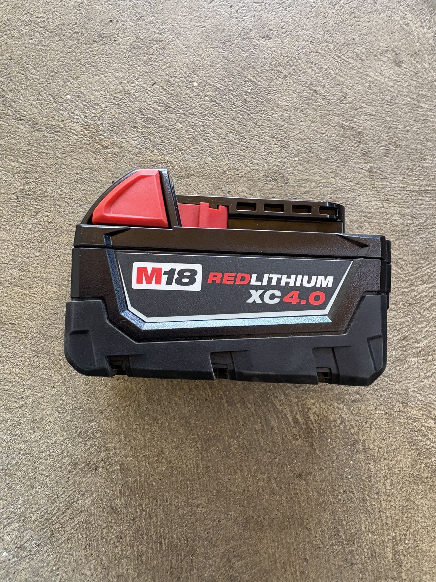 Milwaukee M-18. Red Lithium XC4.0 Battery