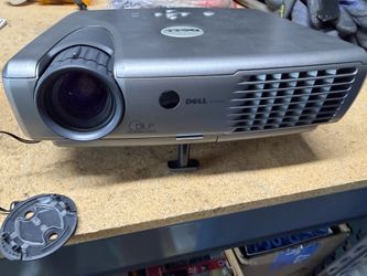 DELL DLP digital projector 3200mp