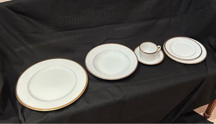 New Vintage Dinner Set
