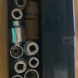 X-Large Sockets (set) 