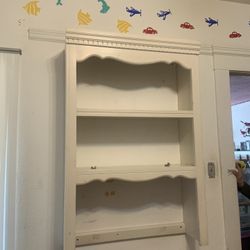 White Shelf 
