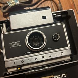 Vintage Polaroid Camera And Case And Extras 