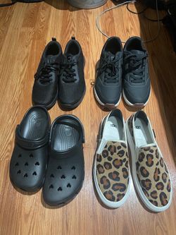 Mixed Lot of 4 Pairs of Shoes