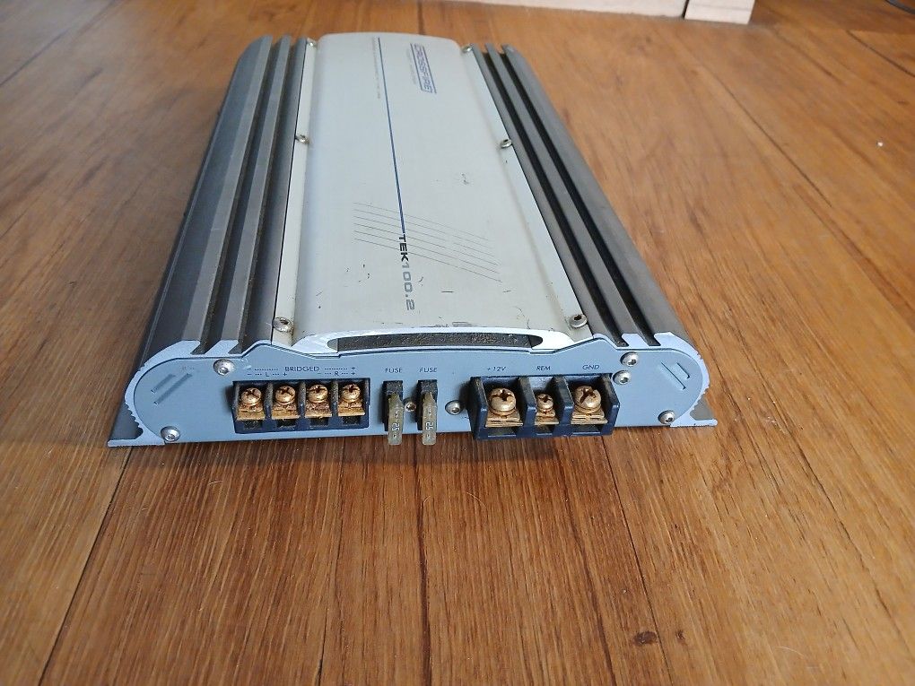 2 Channel Amplifier