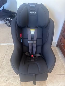 Nuna Rava carseat