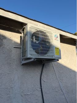 Fuji 1 Ton 12,000 BTU Mini Split AC with Installation - Ductless AC