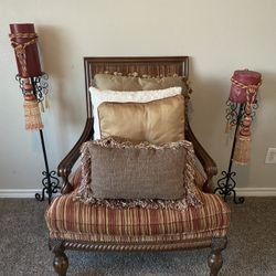 Decorations Different Prices 