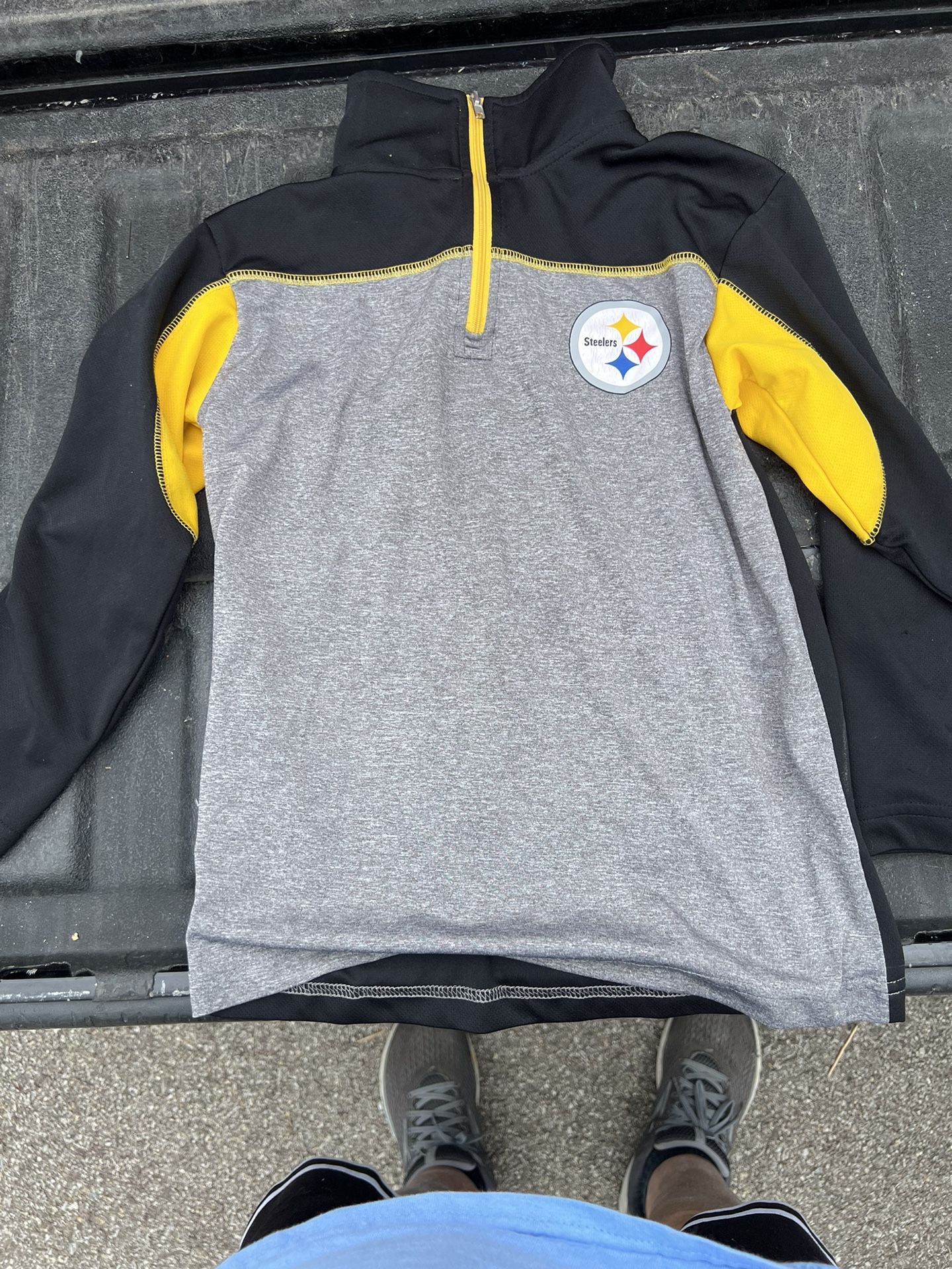 Children’s Pittsburgh STEELERS NFL Team Apparel Pullover Sweatshirt Top Zip Shirt Size Small 8