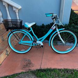 BICYCLE LEGACY BEACH CRUISER WOMEN’S BIKE 26” INCLUDES BACK BASKET, LED LIGHT,  FRONT RACK…IN GREAT CONDITION…$215