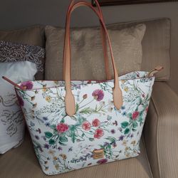 Dooney & Bourke Botanical Collection large tote.