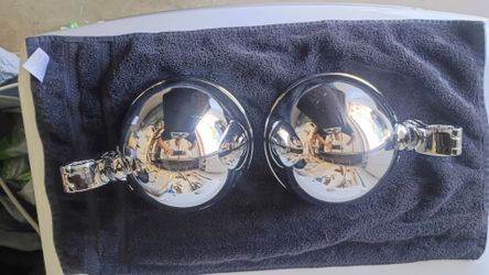 speaker pods