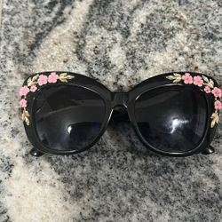 Beautiful Sun Glasses  