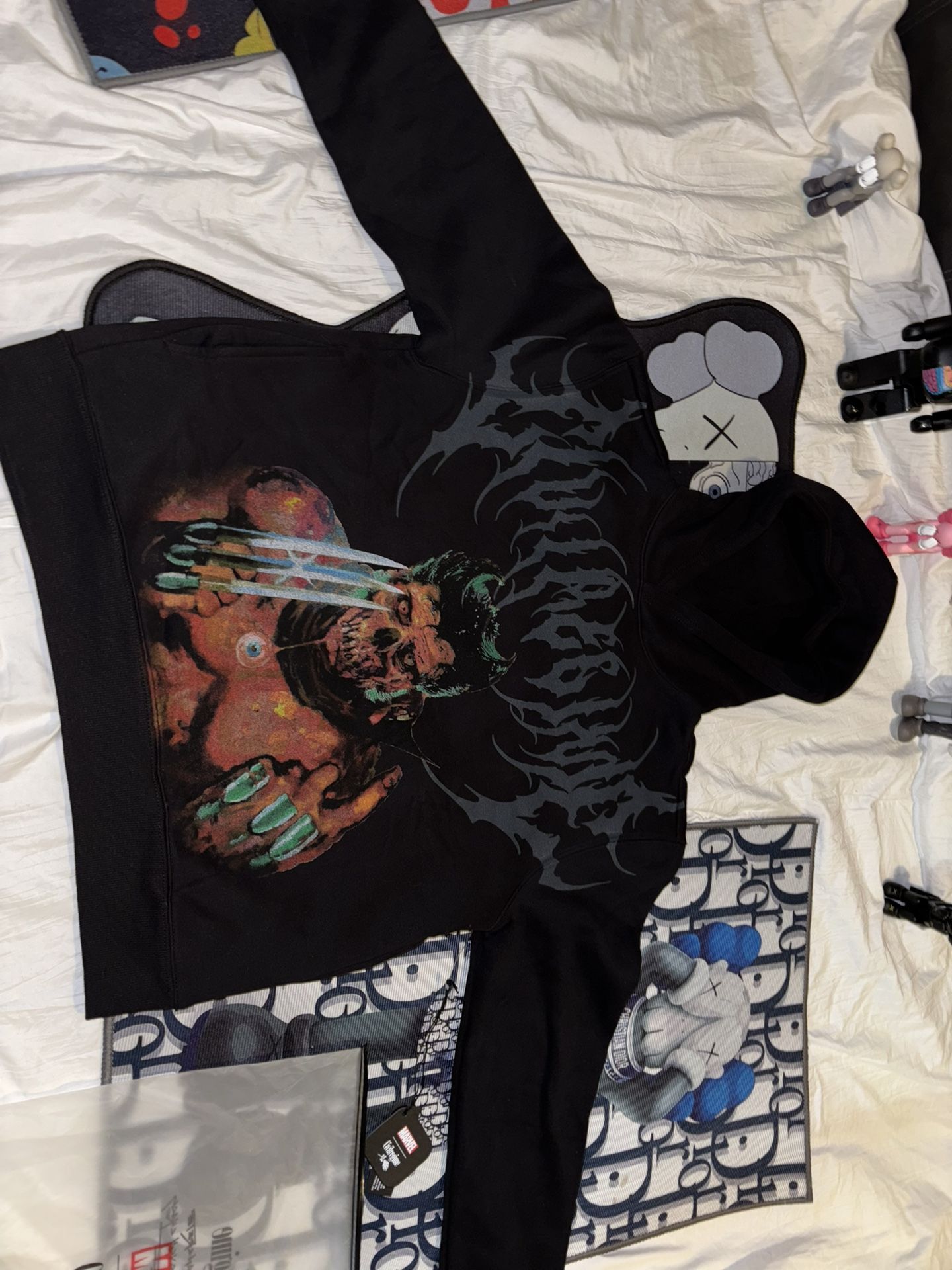 Civile Regime zombie Wolverine Hoodie M