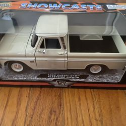Collector 1966 Chevy C10 Pickup Truck Model