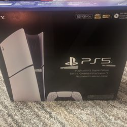 PS5 brand new 