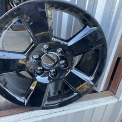 RIN 20’’ CHEVROLET SILVERADO SOLO UNO