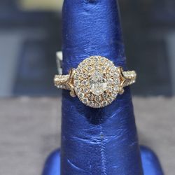 14kt RG Diamond Ring. (C-5) SIZE 6. ASK FOR RYAN.