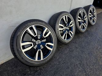 22" CHEVY OEM rims w- Goodyear tires