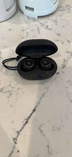 Limited edition stardust AirPods bang and beoplay E8 third generation
