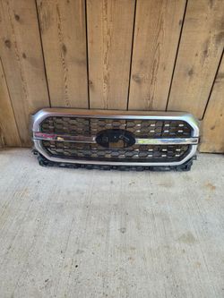 2021-2023 FORD F-150 PLATINUM FRONT GRILLE  NOT DEMAGED
