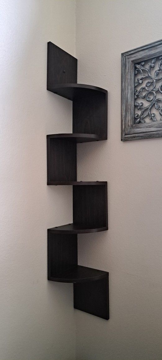 Corner Shelf