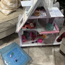 L.O.L Toy House