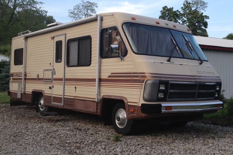 RV 1985 Southwind 55K, Roof needs work. for Sale in Gosport, IN - OfferUp
