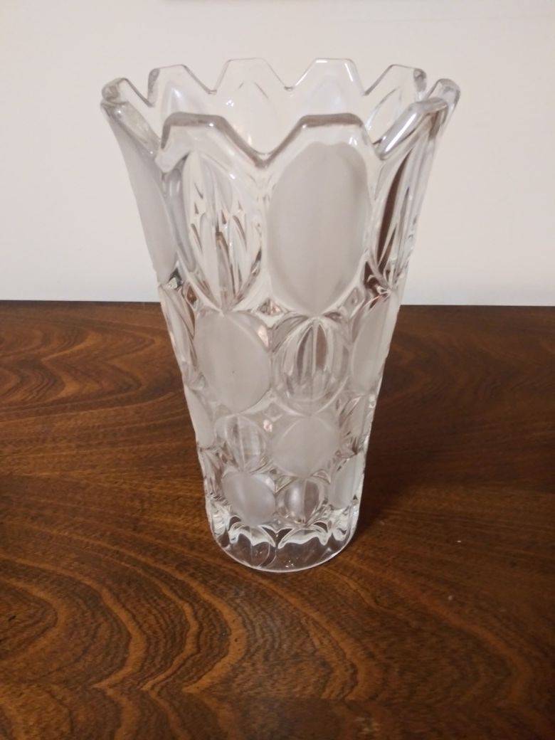 Glass Vase 10" H x 5.5" Diameter