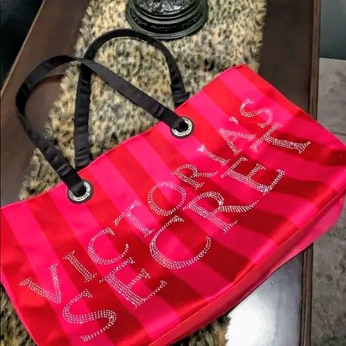 Victoria Secret Hand Bag Pink