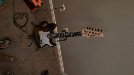 Electric Guitar with Amp and cord