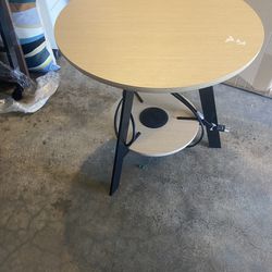 Lounge Table