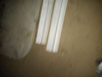 Garage ligths 8ft
